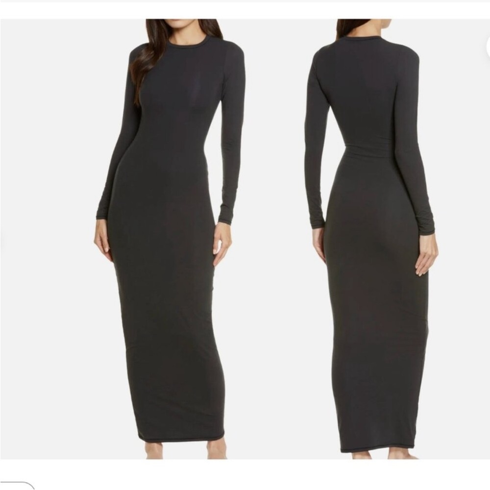 FITS EVERYBODY CREW NECK LONG SLEEVE DRESS | ONYX - Large